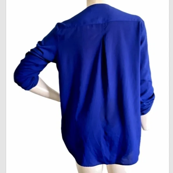 Zara Basic Roll Tab V-neck Blouse L Royal Blue Stud Shoulder Accent #225D - Picture 4 of 7